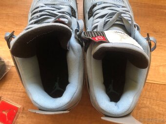 Nike Air Jordan 4 UNC - 6