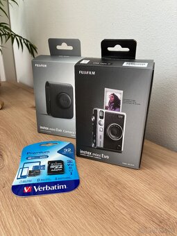 Instantný fotoaparát Fujifilm Instax Mini EVO C Black [NOVÝ] - 6
