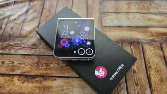 Samsung Z flip6 - 6