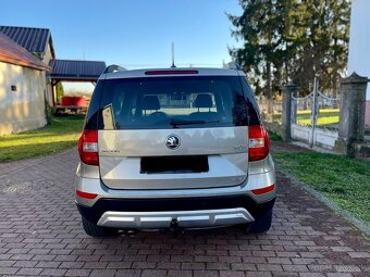 Škoda Yeti 2.0 TDI Elegance 4x4 - 6