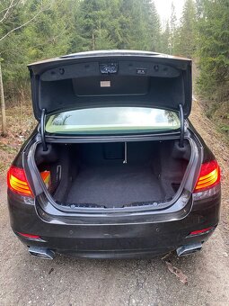 BMW 550i Xdrive 4x4 - 6