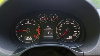Audi A3 8P 1.9 TDi 2009 Sportback Sline - 6
