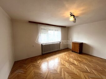 6 izbový dom na Levickej ulici v Šuranoch - 6