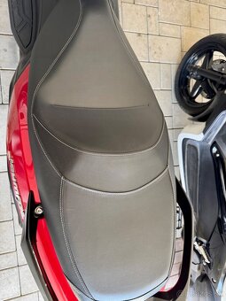 SYM Joymax Z 125cm3 r.v.2020 ako nová garážovaná - 6