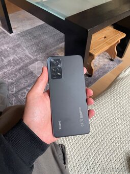 Predám Xiaomi Redmi Note 11 PRO / 8GB / 128GB - 6