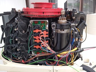 Motorový čln + Mercury 45hp 2takt - 6