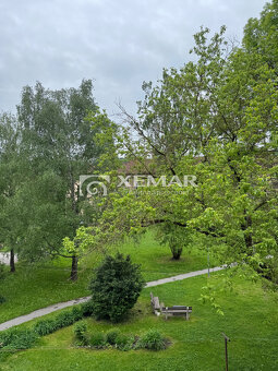 PREDAJ - Veľký 2 izb. tehlový byt s balkónom na Sídlisku, BB - 6