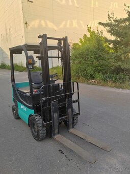 Elektrický vysokozdvižný vozík Machpro MP-E2.00/ NEW/ 3m/ 2t - 6