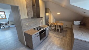 ZARIADENÝ VEĽKOMETRÁŽNY 2 IZBOVÝ BYT V CENTRE MESTA,... - 6