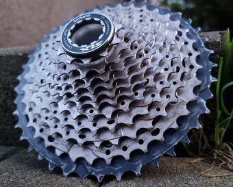 11 koliesko Shimano SLX CS-M7000 - 6