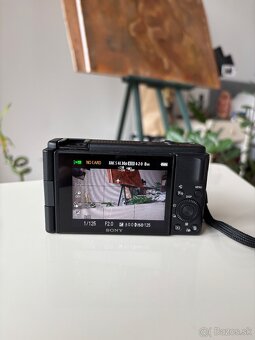 Sony ZV1-F - 6