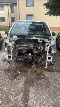 Citroen C3 1.4 benzin Facelift 2010 CNG rozpredàm - 6