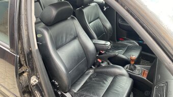 Volkswagen golf 2.8 V6 4x4 nová STK EK - 6