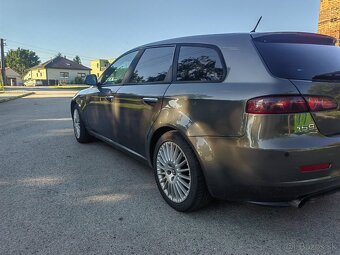 Alfa romeo 159 - 6