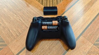 Xbox Wireless Controller (model 1697) - 6