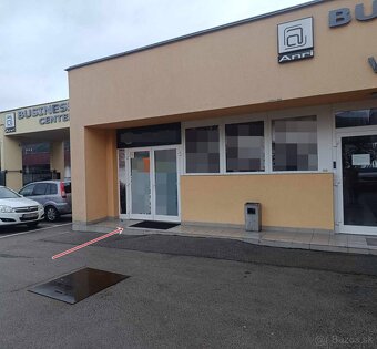 Na prenájom obchodný priestor 61 m2 Banská Bystrica - 6
