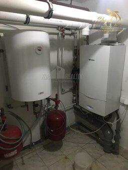 Budova v centre, prerobiť na bytový dom? Je to na Vás - 6