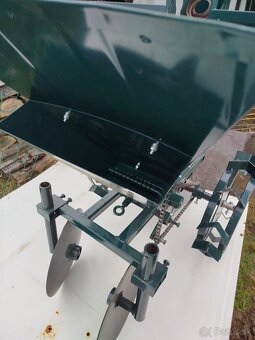 Jednoriadkovy sadzač zemiakov - 6