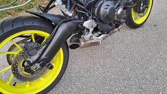 Yamaha MT09 - 6