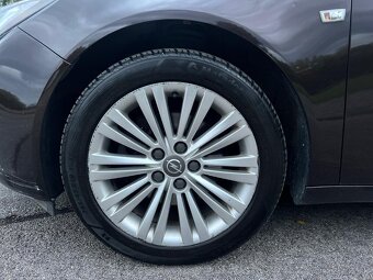 Insignia SPORT TOURER SW - 6