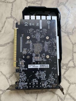 Predám tieto 2 gpu Radeon R7 260X 2gb GTX 1650 4 gb - 6