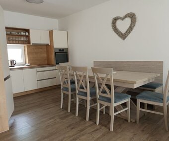 Krásny,nový dom s pozemkom,parkovacími miestami - 6