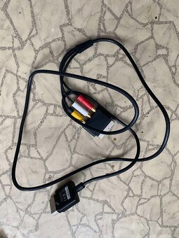 Predám tuto hernú xbox 360 s konzolu - 6