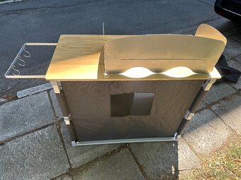 Kuchynka na camping Outwell - 6