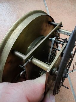 Starožitny hodinový stroj polkový - 6