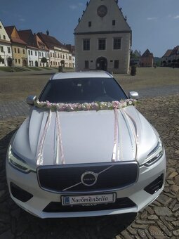 Ponúkam vám auto na svadbu Volvo XC60 R-desing - 6