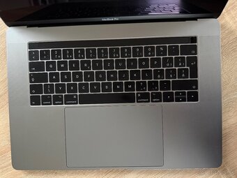 Predám Macbook Pro 15inch 2017 - 6