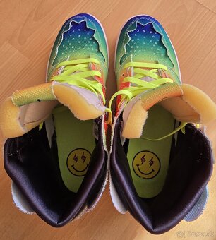 J Balvin x Nike Air Jordan 1 Retro High OG - 6