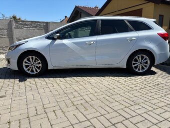 Kia Ceed SW 1.6 GDI Gold - 6
