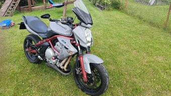 Kawasaki ER6-n - 6