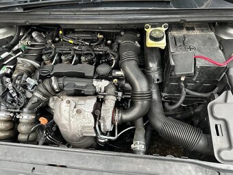 Peugeot 307sw 1.6hdi 66kw - 6