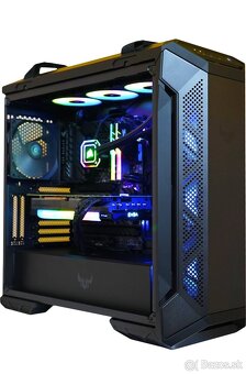 Vyskladaný herný PC - 6