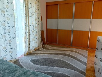 Na predaj rodinný dom s veľkým pozemkom 1968 m2 | Holumnica - 6