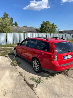 Volvo v50 1,6 TDi80kw. r.v.2009 manuál 5st. - 6