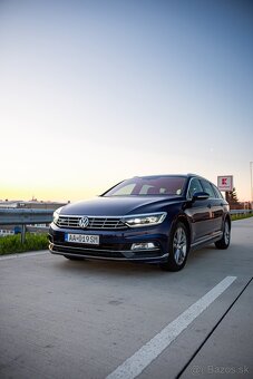 VW Passat R-LINE DSG Ťažné Virtual CarPlay ACC Lane-assist - 6
