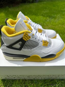 Tenisky Air Jordan 4 Retro EUR 44 - 6