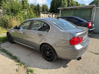 BMW 325i E90 2011 - 6