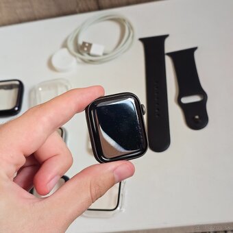 Apple Watch Series 4 44mm - 6