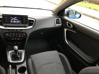 KIA Cee’d Combi Sporty Wagon 1.6 CRDi Gold - 6