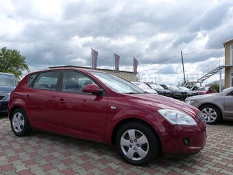 Kia Ceed 1,4i 77kW manuál 5 st., 5 dverová klíma - 6