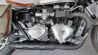 Triumph Boneville America - 6