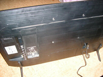 Predam LED televizor - 6
