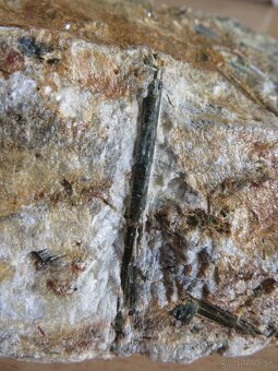 Minerály - aktinolit z Habachtalu (Rakúsko) - 6