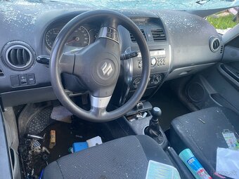 Na predaj v celku Suzuki SX4 1.5VVT 73 kw - 6