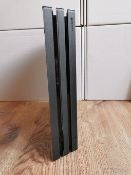 PS4 PRO 1TB - 6