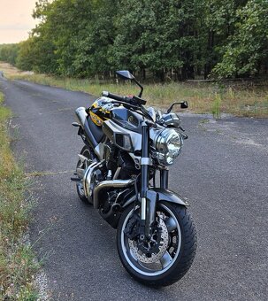 Yamaha MT-01 - 6